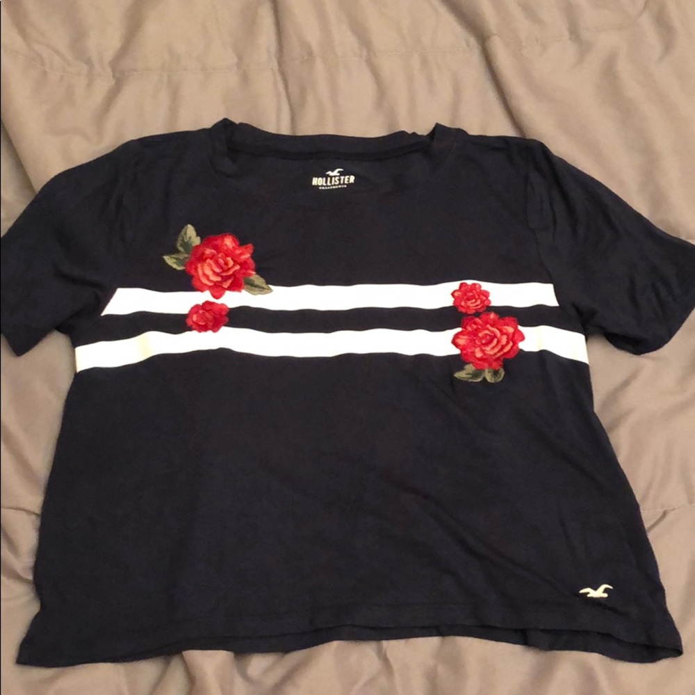 Hollister- crop top
